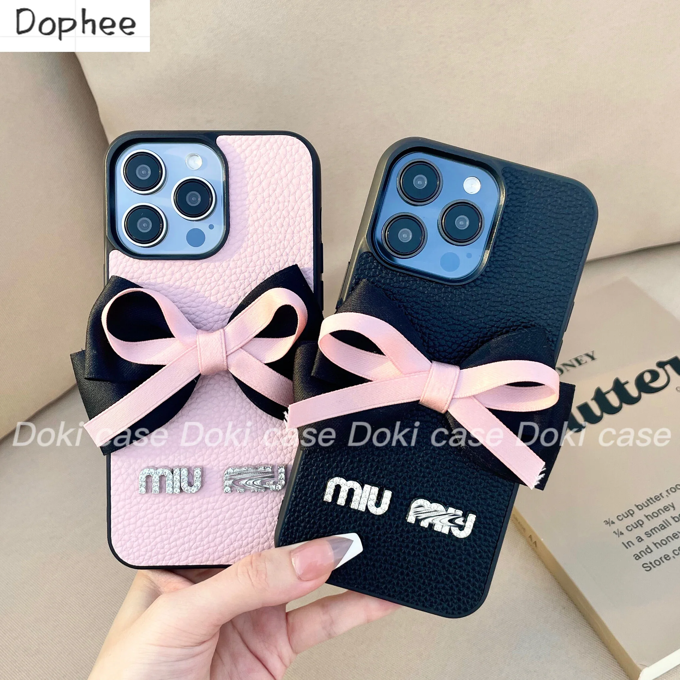 Dophee Sweet Cool Girls Apple 15 Promax Phone Covers Rhinestone Bow Fall Prevention Leather Protective Sleeve IPhone 1314 Case
Dophee Sweet Cool Girls Apple 15 Promax Phone Covers Rhinestone Bow Fall Prevention Leather Protective Sleeve IPhone 1314 Case