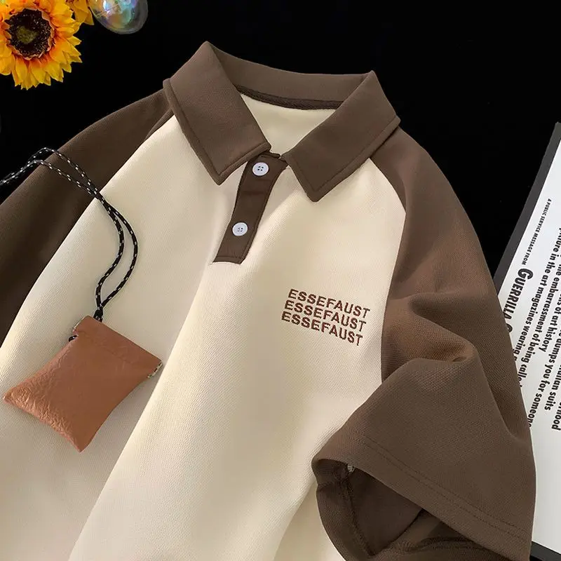 Right shoulder polo shirt short sleeved T-shirt contrasting color lapel half sleeved niche top for male and female couples y2k
Right shoulder polo shirt short sleeved T-shirt contrasting color lapel half sleeved niche top for male and female couples y2k