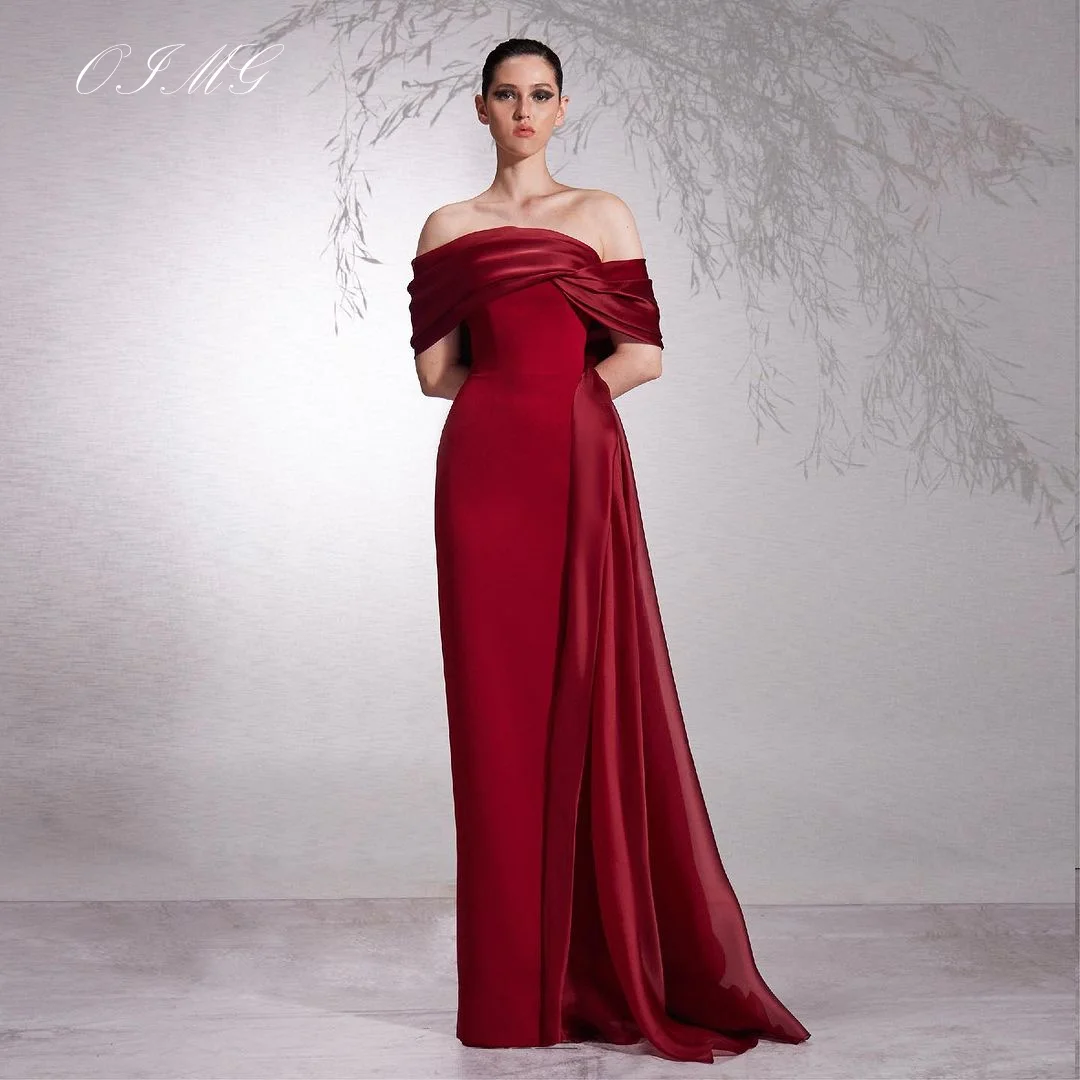 

OIMG Exquisite Red Prom Dresses Saudi Arabic Women Off the Shoulder Sheath Evening Gowns with Cape Occasion Formal Party Dress