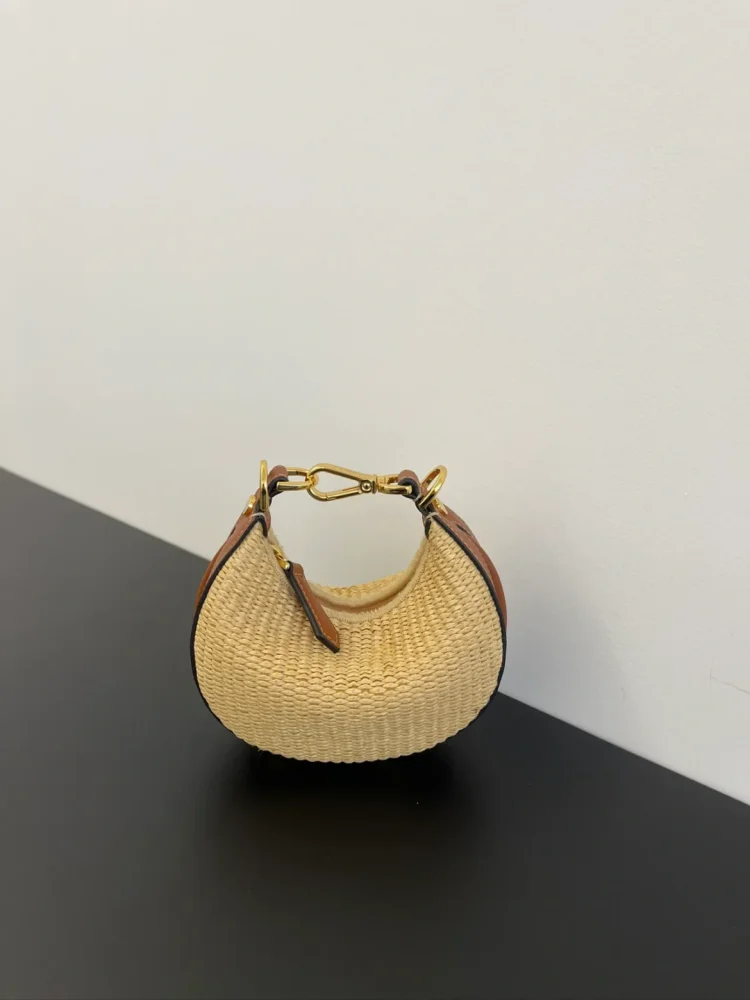 Summer Lafite Crochet Hand-Woven Half Moon Bag Hanging Mini Cute Lady Crescent Handbag Fashion Chic Metal Letter Straw Wrist Bag
Summer Lafite Crochet Hand-Woven Half Moon Bag Hanging Mini Cute Lady Crescent Handbag Fashion Chic Metal Letter Straw Wrist Bag