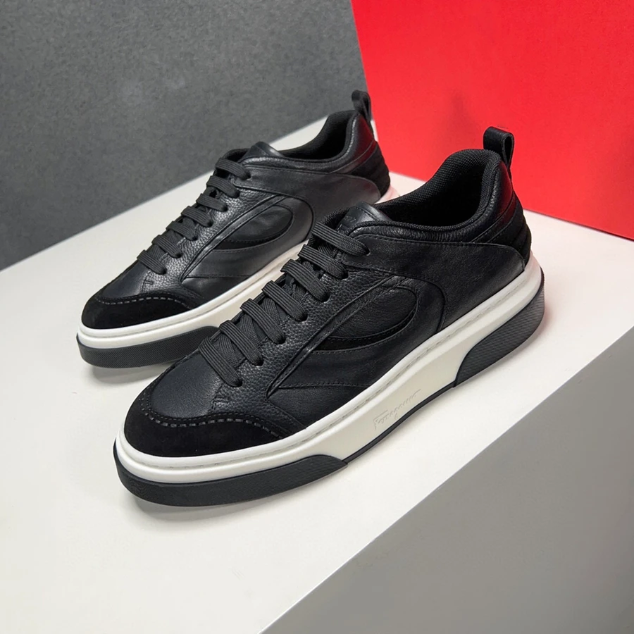2023 Men Sneakers Platform Multicolor Breathable Soft Fabric running movement Casual Shoes Tennis male Luxury Designer Shoes
2023 Men Sneakers Platform Multicolor Breathable Soft Fabric running movement Casual Shoes Tennis male Luxury Designer Shoes