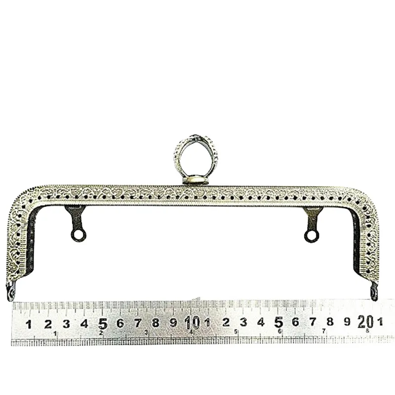 DIY Jewelry Material 20.5cm Antique Copper Square Ring Head Handmade Mouth Gold Luggage Hardware In Stock
DIY Jewelry Material 20.5cm Antique Copper Square Ring Head Handmade Mouth Gold Luggage Hardware In Stock