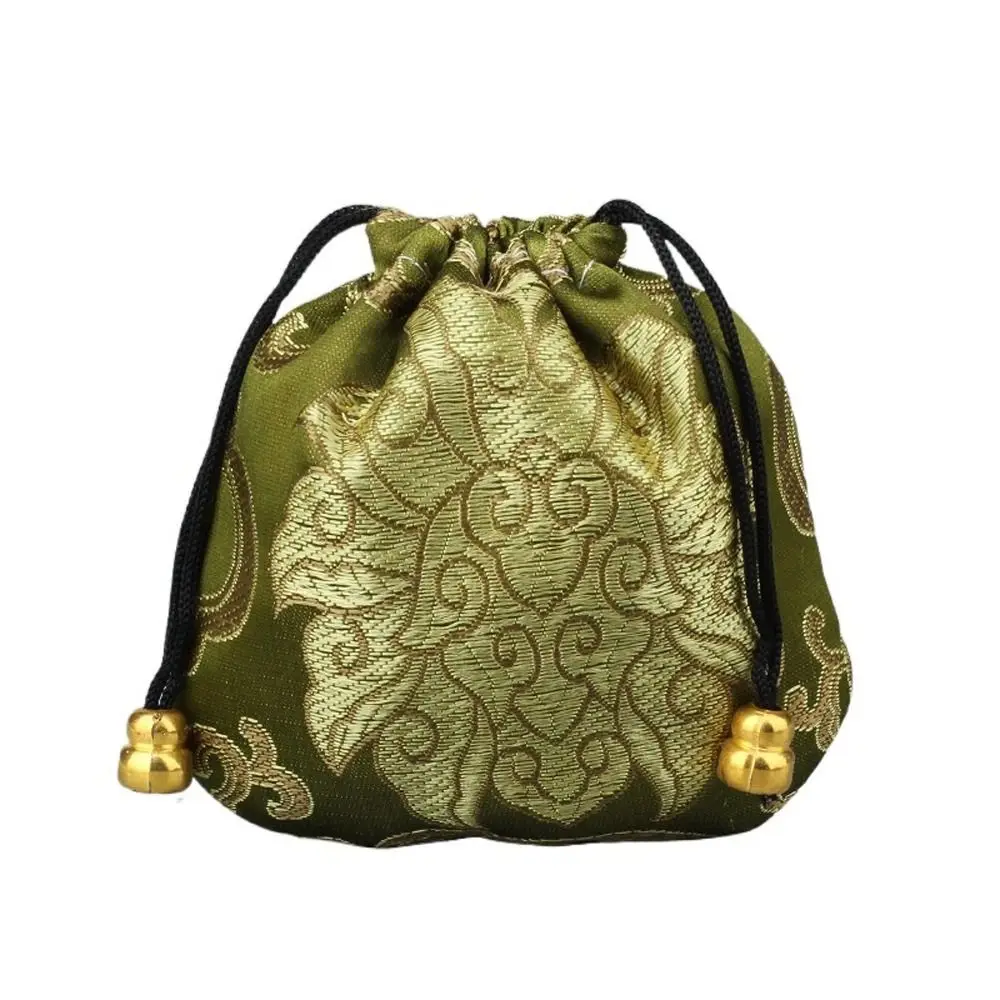 Cloud Gift Pouch Embroidery Cloth Bracelet Bag Jewelry Case Women Jewelry Bag Chinese Style Storage Bag Jewelry Organizer
Cloud Gift Pouch Embroidery Cloth Bracelet Bag Jewelry Case Women Jewelry Bag Chinese Style Storage Bag Jewelry Organizer