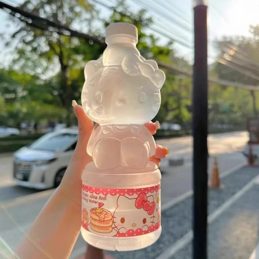 620ml Sanrio Hello Kitty Water Bottle Cartoon Portable Drink Cup Large Capacity Ice Water Bottle for Girl and Boys Children Gift
620ml Sanrio Hello Kitty Water Bottle Cartoon Portable Drink Cup Large Capacity Ice Water Bottle for Girl and Boys Children Gift