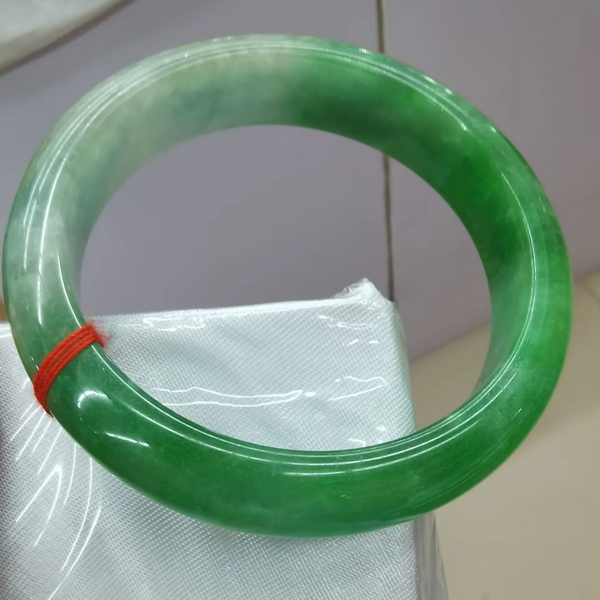 Certified Green Jade Bangles Women Natural Gemstone Fine Jewelry Genuine Grade A Myanmar Jadeite Bracelet Burma Jades Bangles
Certified Green Jade Bangles Women Natural Gemstone Fine Jewelry Genuine Grade A Myanmar Jadeite Bracelet Burma Jades Bangles