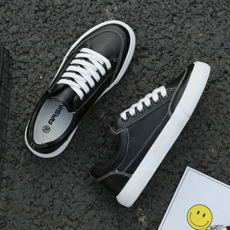 Spring Men's Leather Shoes Fashion Flat Shoes Comfortable All-match Men Casual Canvas Shoes Wear-resistant Tenis Masculino
Spring Men's Leather Shoes Fashion Flat Shoes Comfortable All-match Men Casual Canvas Shoes Wear-resistant Tenis Masculino