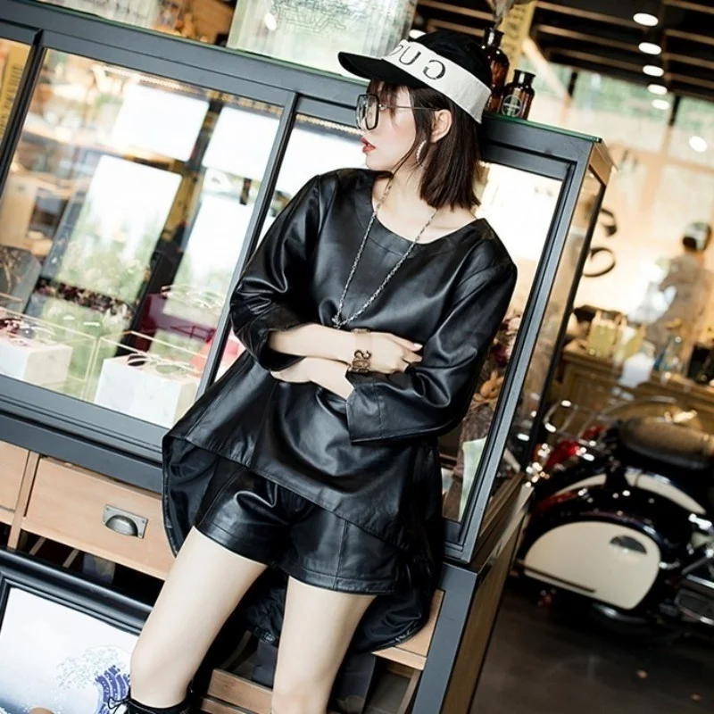 2023Hot Sale Top Brand Female Irregular Cape Sheepskin Genuine Leather Jacket Rock Single Breasted Pullover Women Loose Fi
2023Hot Sale Top Brand Female Irregular Cape Sheepskin Genuine Leather Jacket Rock Single Breasted Pullover Women Loose Fi