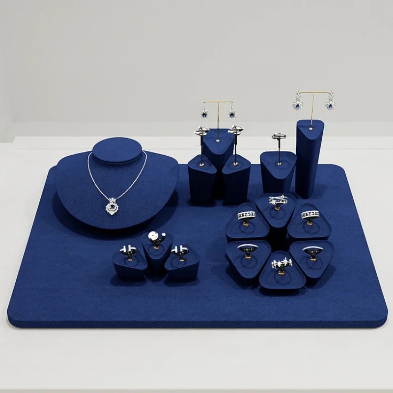 

Синий реквизит из микрофибры, кольца, серьги, ожерелья, аксессуары для демонстрации стойки, стеллаж для ювелирных изделий