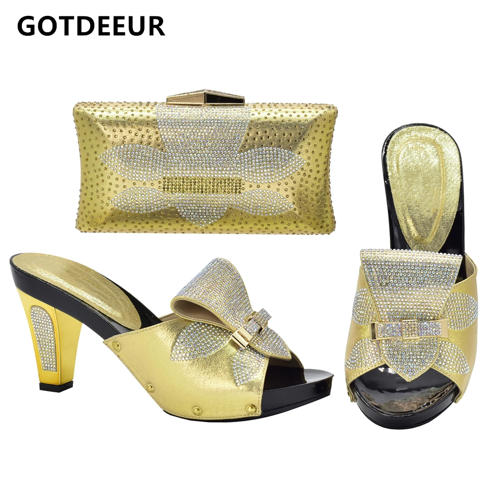 Shoes and Bag Set Gold Color African Shoes and Bag Sets for Women Italian Shoes with Matching Bags High Quality Wedding Shoe Bag
Shoes and Bag Set Gold Color African Shoes and Bag Sets for Women Italian Shoes with Matching Bags High Quality Wedding Shoe Bag
