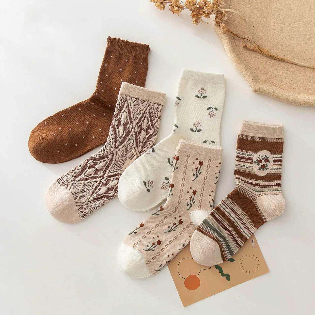 5pairs/lot Women's Cute Cotton Socks Cartoon Animal Flowers Jacquard Flocking Process Lycra Soft Middle Tube Socks for Girls
5pairs/lot Women's Cute Cotton Socks Cartoon Animal Flowers Jacquard Flocking Process Lycra Soft Middle Tube Socks for Girls