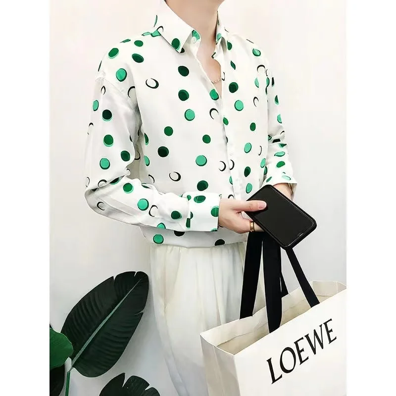 2022 Men's Slim Fit Printing Long Sleeved Casual Shirts Korean Fashion Trend Handsome Youth Green/red Color Shirts Size M-3XL
2022 Men's Slim Fit Printing Long Sleeved Casual Shirts Korean Fashion Trend Handsome Youth Green/red Color Shirts Size M-3XL