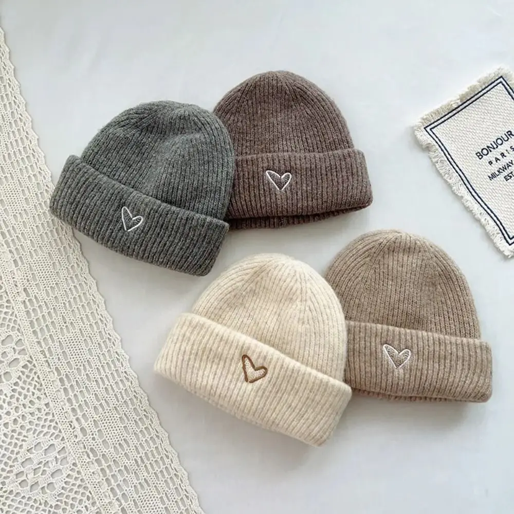 Soft Children's Knitted Hat Winter Windproof Warm Kids Hats Love Heart Embroidery Thick Ear Protection Cap
Soft Children's Knitted Hat Winter Windproof Warm Kids Hats Love Heart Embroidery Thick Ear Protection Cap