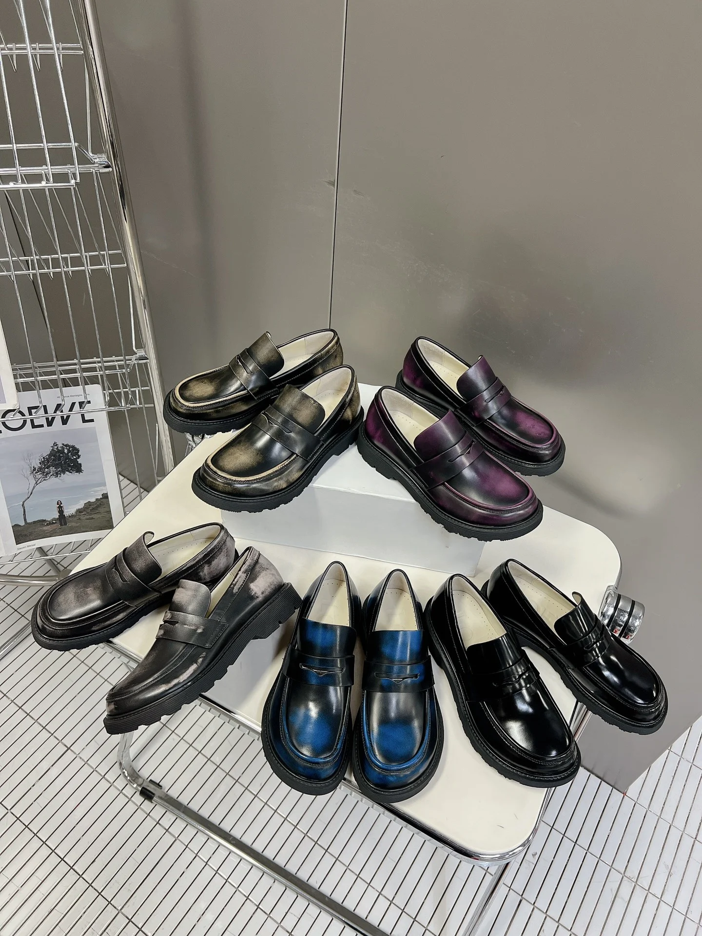 International Brand Custom Loe* Thick Sole Loafers Women's Leather British Style Fashion Hand Polished Women's Single Shoes
International Brand Custom Loe* Thick Sole Loafers Women's Leather British Style Fashion Hand Polished Women's Single Shoes