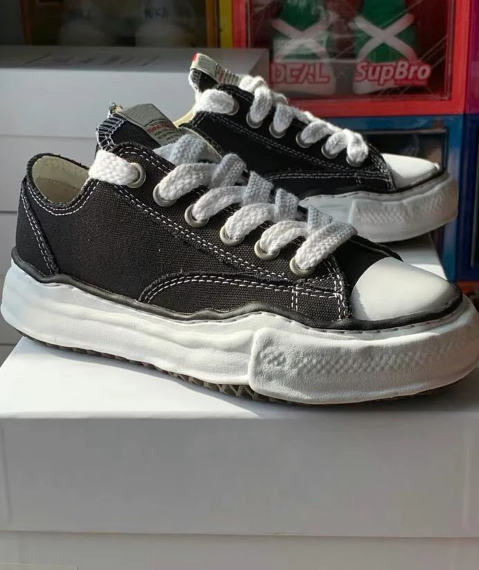 High-quality Brand MMY Thick Bottom Mihara Canvas Shoes Yasuhiro Couple Board Shoes Women's Sneakers Men's Casual Shoes
High-quality Brand MMY Thick Bottom Mihara Canvas Shoes Yasuhiro Couple Board Shoes Women's Sneakers Men's Casual Shoes