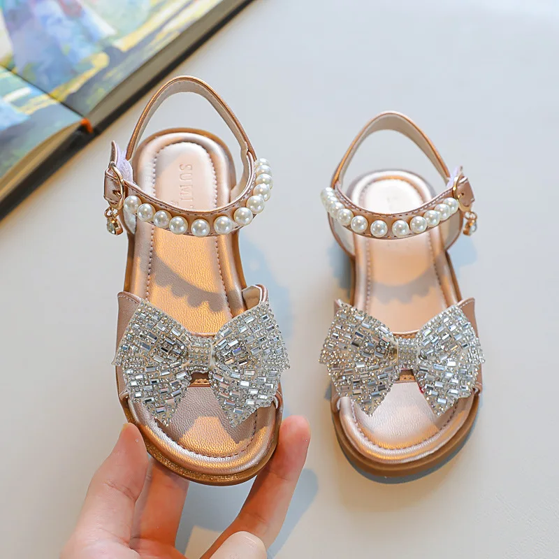 Girls Sandals 2022 Summer New Flat Children's Sandals Fashion Bow Rhinestones Wedding Princess Shoe Student Show Dance Shoe H58
Girls Sandals 2022 Summer New Flat Children's Sandals Fashion Bow Rhinestones Wedding Princess Shoe Student Show Dance Shoe H58