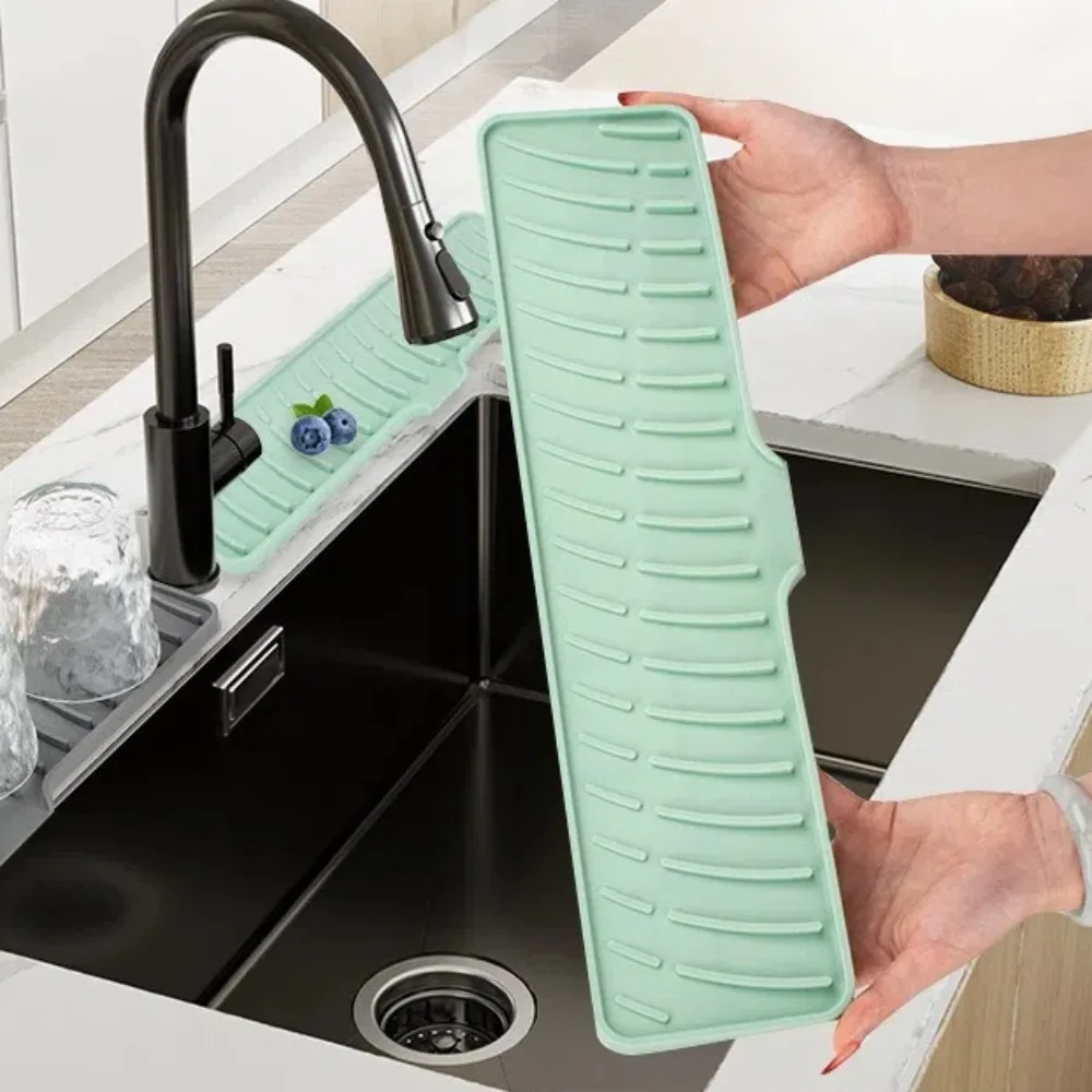 New Silicone Sink Splash Guard Anti-spray Foldable Drainage Mat Multipurpose with 5°Incline Slope Faucet Splash Pad Bathroom New Silicone Sink Splash Guard Anti-spray Foldable Drainage Mat Multipurpose with 5°Incline Slope Faucet Splash Pad Bathroom