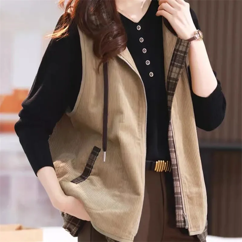 

Spring Autumn Corduroy Vest Coat Women's New 2024 Loose Large Size Vests Jacke Khaki Brown Hooded Waistcoat Outwear Tops Female