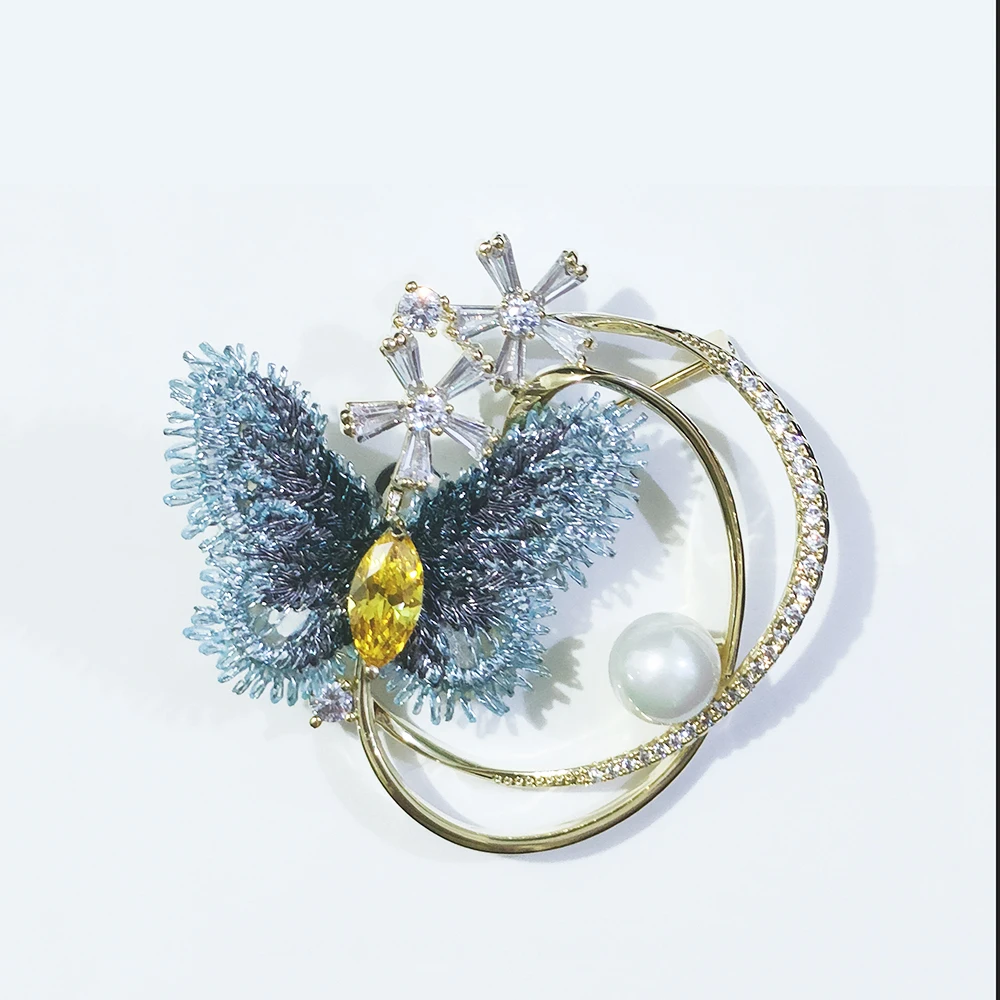 OI Special Design Crystal Butterfly Brooch Delicate Copper Corsage for Women Suit Scarf Hat Hijab Pins Wedding Party Accessories
OI Special Design Crystal Butterfly Brooch Delicate Copper Corsage for Women Suit Scarf Hat Hijab Pins Wedding Party Accessories