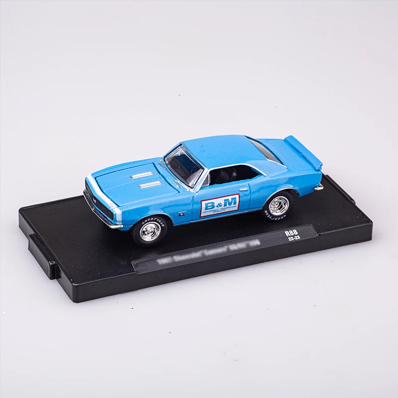 Bburago, масштаб 1:64, металлическая литая миниатюрная художественная Реплика, коллекционная игрушка для автомобиля 1/64 Audi, модель автомобиля из сплава, литая искусственная Реплика
Bburago, масштаб 1:64, металлическая литая миниатюрная художественная Реплика, коллекционная игрушка для автомобиля 1/64 Audi, модель автомобиля из сплава, литая искусственная Реплика