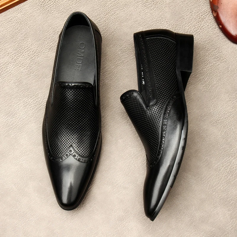 Italian Men Dress Shoe Slip on Fashion Genuine Leather Luxury Loafers Wedding Pointed Toe Black Formal Oxford Social Shoes Man 
Italian Men Dress Shoe Slip on Fashion Genuine Leather Luxury Loafers Wedding Pointed Toe Black Formal Oxford Social Shoes Man