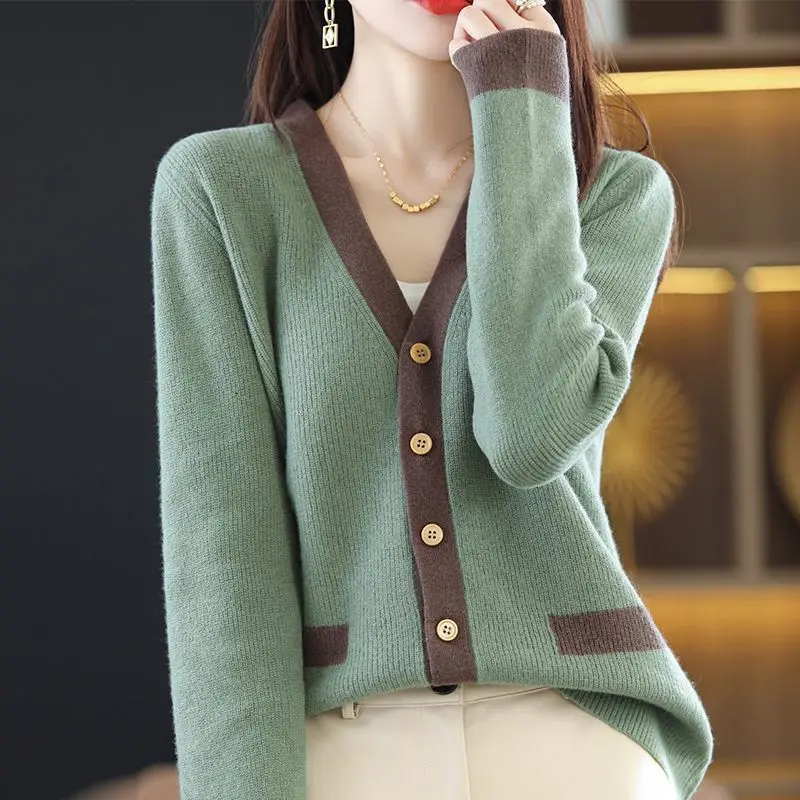 

Sweater Women's Fashion Korean V-neck Button Splice Open Front Women's Autumn New Loose Relaxed Commuter Knitted Cardigan Gothic