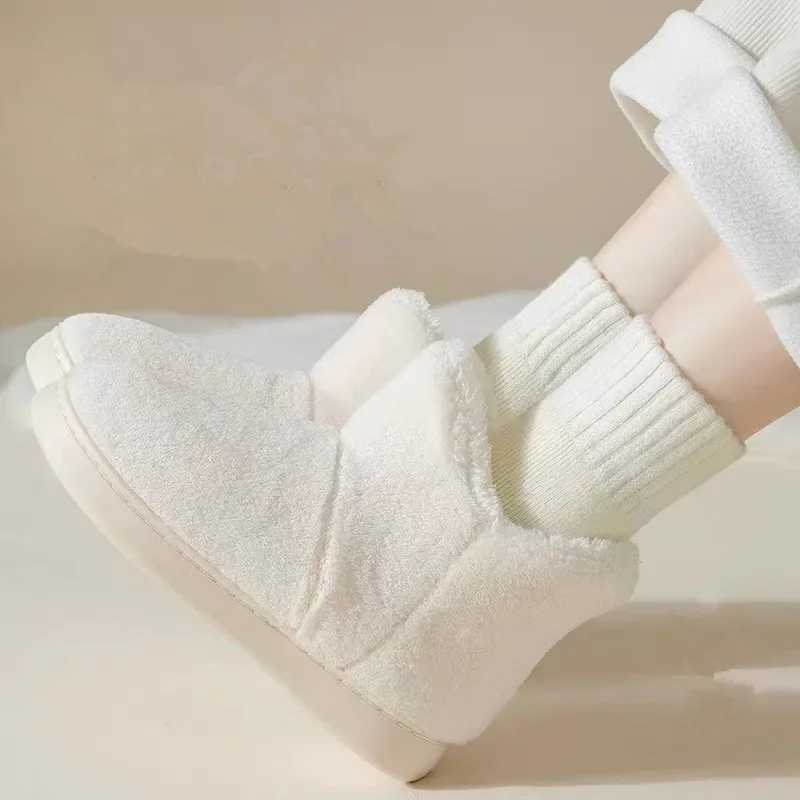 Women Winter Slippers Warm Plush Slip-on Couples Home Floor Shoes Anti-slip Comfortable Flats Female Soft Faux Fur Boots
Women Winter Slippers Warm Plush Slip-on Couples Home Floor Shoes Anti-slip Comfortable Flats Female Soft Faux Fur Boots