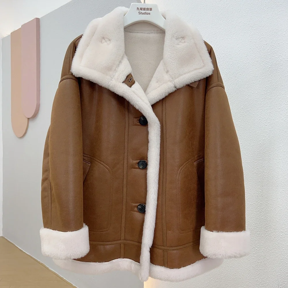 Double-sided Women's Short Jacket Real Wool Fur Coat Lamb Shearling Outerwear Thick Winter Warm Overcoat
Double-sided Women's Short Jacket Real Wool Fur Coat Lamb Shearling Outerwear Thick Winter Warm Overcoat