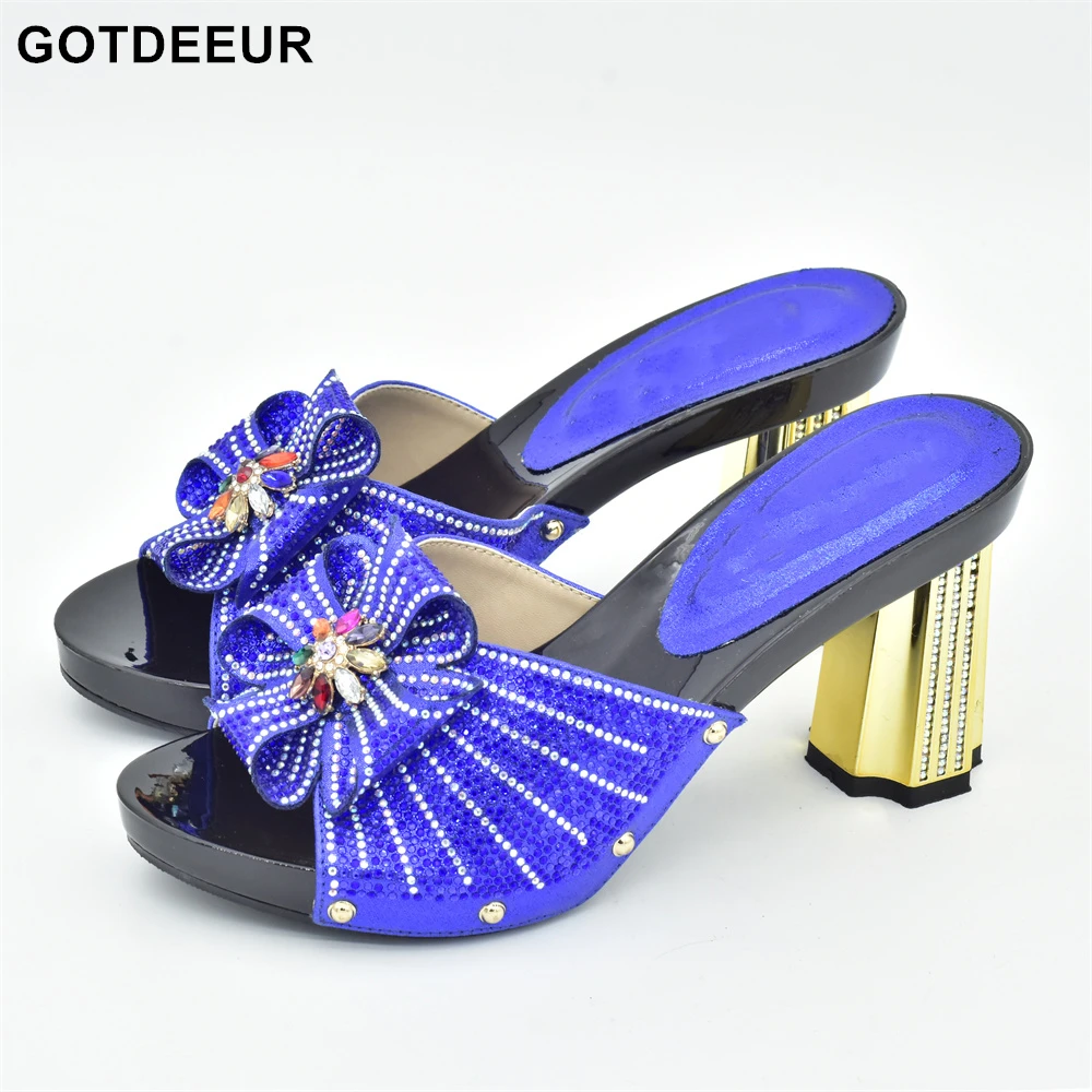 African Women Wedding Shoes Luxery Shoes Women Italian Women Wedding Shoes Decorated with Rhinestone Shoes for Women 2022
African Women Wedding Shoes Luxery Shoes Women Italian Women Wedding Shoes Decorated with Rhinestone Shoes for Women 2022