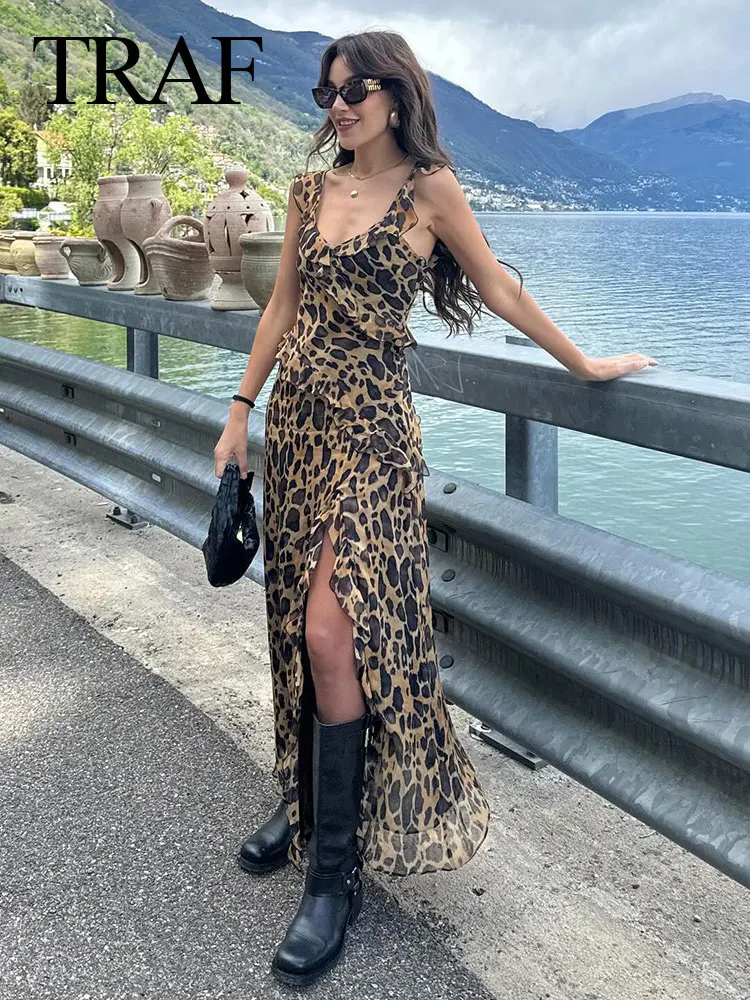 

TRAF Summer Woman Chic V-Neck Sleeveless Backless Slim Beach Party Dress 2024 Women Vintage Leopard Fold Print Long Dress