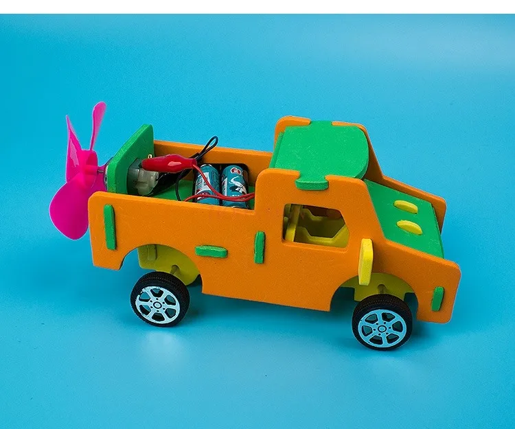 DIY handmade aerodynamic car 1-4 children's science experiment toy science and technology small production physics small
DIY handmade aerodynamic car 1-4 children's science experiment toy science and technology small production physics small