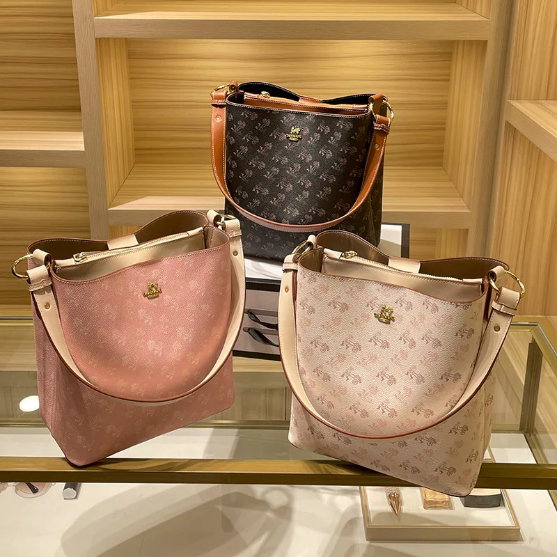 2023 New Fashion Women Summer Bucket Messenger Bag Genuine Leather All-Match Single Shoulder Bag Luxury Simple Crossbody Purses
2023 New Fashion Women Summer Bucket Messenger Bag Genuine Leather All-Match Single Shoulder Bag Luxury Simple Crossbody Purses