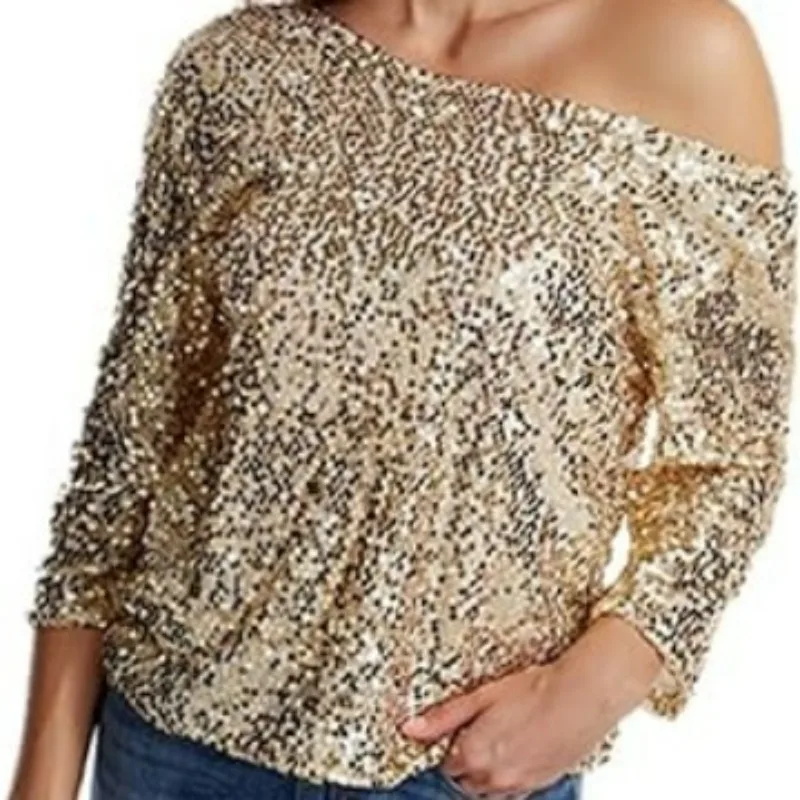 2024 Elegant Street New Loose Sequins Shoulder Short Sleeve Casual Sequin Deep V Shirt
2024 Elegant Street New Loose Sequins Shoulder Short Sleeve Casual Sequin Deep V Shirt