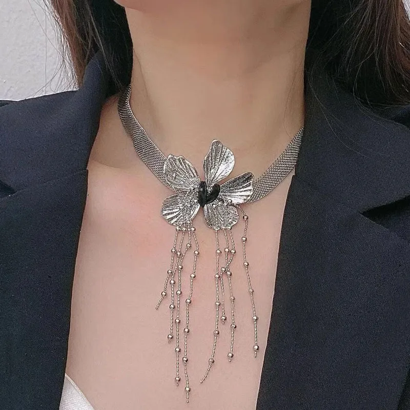 

Metallic Sliver Flower Choker Necklace For Women Tassel Clavicle Chain Club Party Flower On The Neck Jewelry Fashion Accessories