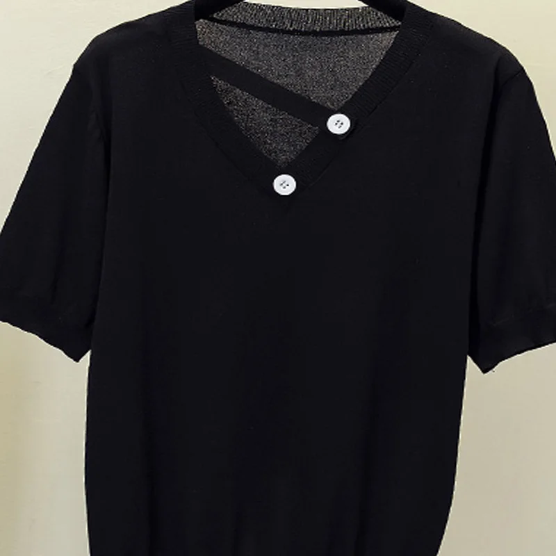 Women's 2024 New Summer Oversized Lace Solid Color Aesthetic Loose Office Lady Pullover Korean Style Retro Short Sleeve V Neck
Women's 2024 New Summer Oversized Lace Solid Color Aesthetic Loose Office Lady Pullover Korean Style Retro Short Sleeve V Neck