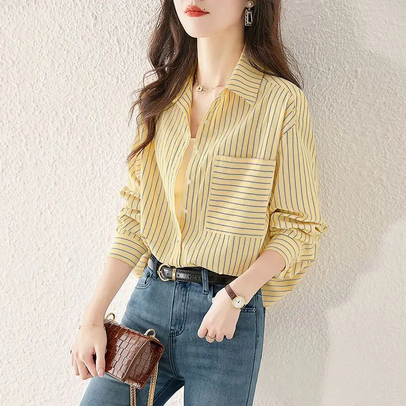 2024 Striped Summer Vintage Tops Casual Polo Neck Buttons Up Shirt Women Short Sleeve Blouse Female Holiday Blusas News R22
2024 Striped Summer Vintage Tops Casual Polo Neck Buttons Up Shirt Women Short Sleeve Blouse Female Holiday Blusas News R22