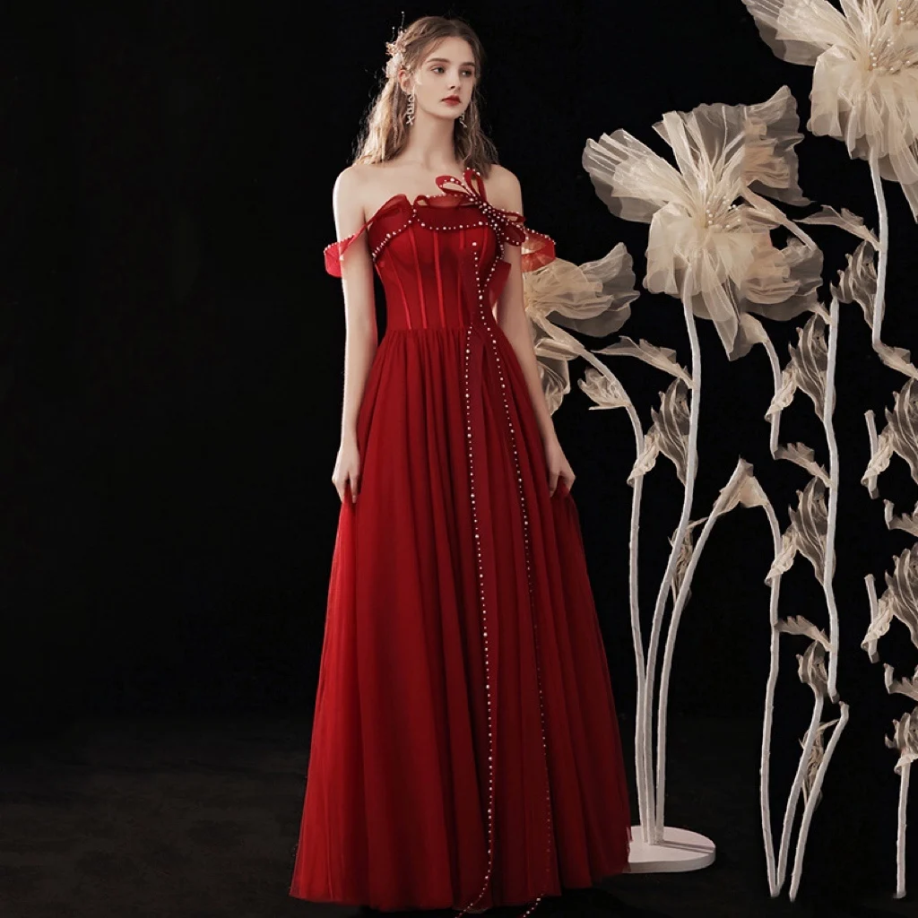 Strapless Burgundy Prom Dresses Off The Shoulder With Bow Lace Up Ruched Beading A-Line Floor-Length Woman Formal Party Gown New
Strapless Burgundy Prom Dresses Off The Shoulder With Bow Lace Up Ruched Beading A-Line Floor-Length Woman Formal Party Gown New