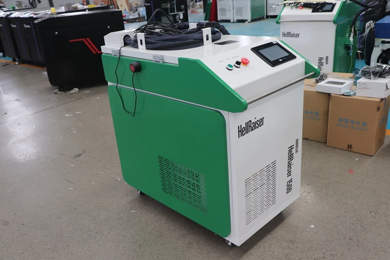 Handheld Metal Fiber Laser Soldering Welding Machine For Rust Removal Cleaning Cutting 1KW 2000W
Handheld Metal Fiber Laser Soldering Welding Machine For Rust Removal Cleaning Cutting 1KW 2000W