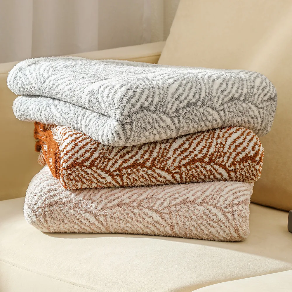 

Half Edge Velvet Knitted Blanket Sofa Office Nap Four Seasons Throw Light Luxury Decoration Bedspread Air Conditioning Blanket
