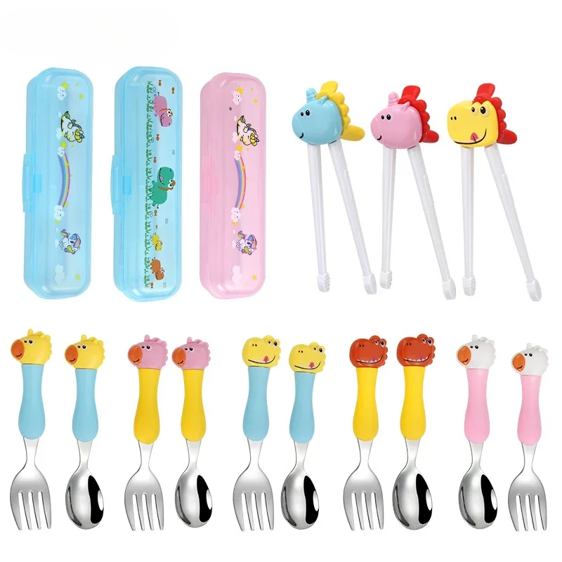 Детская портативная посуда, набор из трех палочек для еды, ложка и вилка, мультяшное обучение для малышей
Детская портативная посуда, набор из трех палочек для еды, ложка и вилка, мультяшное обучение для малышей