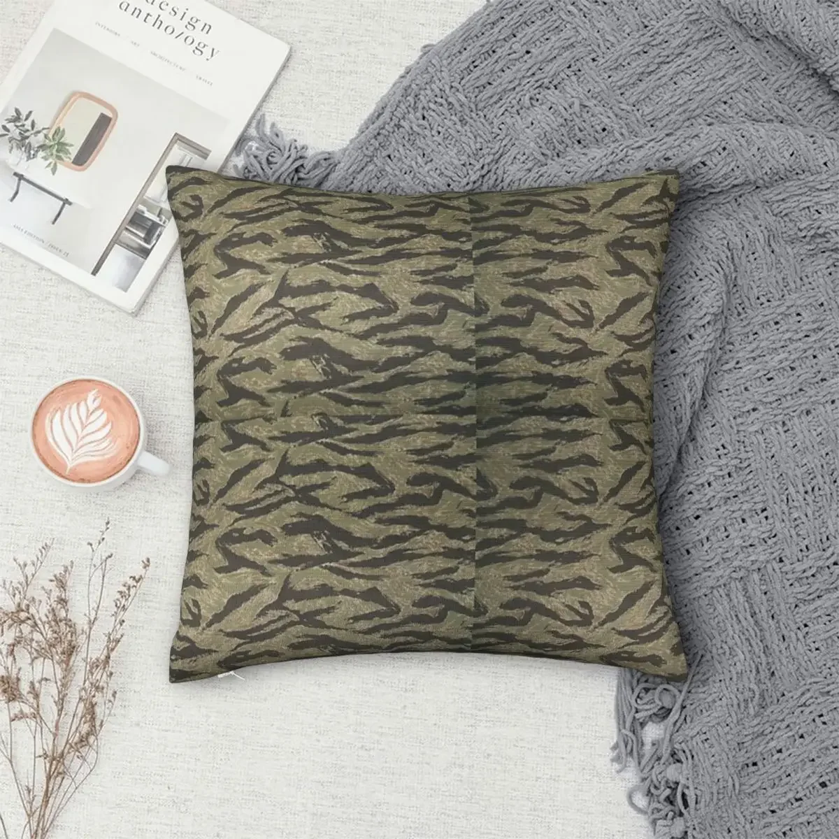 Tiger Stripe Camouflage Military Camo Pillowcase Polyester Pillows Cover Cushion Comfort Throw Pillow Sofa Decorative Cushions
Tiger Stripe Camouflage Military Camo Pillowcase Polyester Pillows Cover Cushion Comfort Throw Pillow Sofa Decorative Cushions