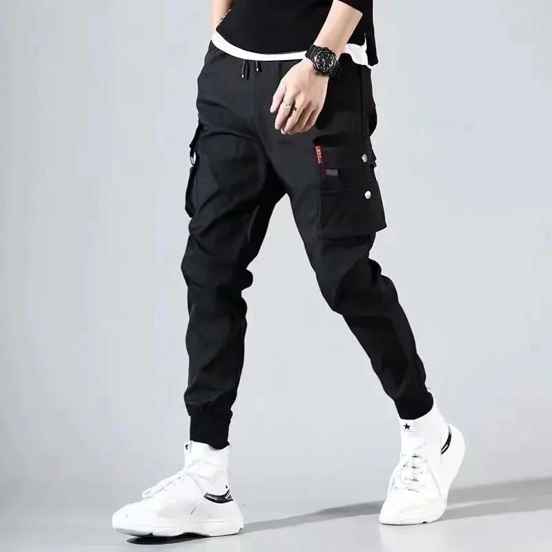 High street black workwear pants for men and women with slim fit and small feet. Summer trendy hip-hop slim pants
High street black workwear pants for men and women with slim fit and small feet. Summer trendy hip-hop slim pants