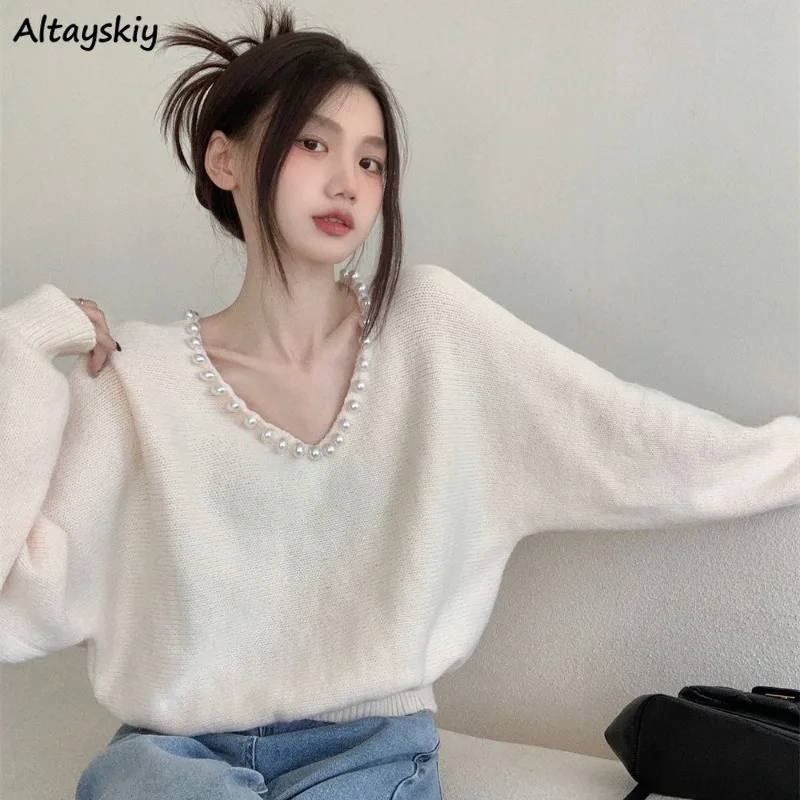 

V-neck Autumn Pullovers Women White Pearls Gentle Sweet All-match Loose Long Sleeve Chic Female Basic Winter Tops Knitted Mujer