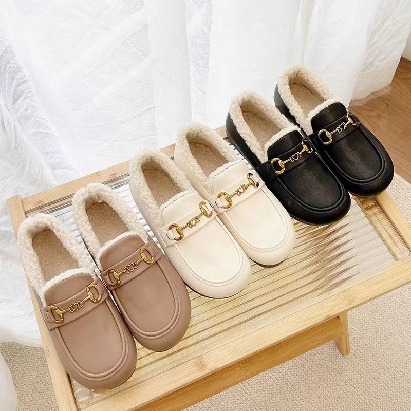 Autumn and Winter New Women's Bean Shoes with Buckle Soft Sole and Velvet Warm Cotton Shoes Lightweight and Fashion Casual Shoes
Autumn and Winter New Women's Bean Shoes with Buckle Soft Sole and Velvet Warm Cotton Shoes Lightweight and Fashion Casual Shoes