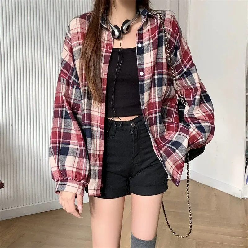 Plaid Shirt Outer Blouse Women Spring Autumn All Seasons Casual Loose Long Sleeve Blouse College Style Students
Plaid Shirt Outer Blouse Women Spring Autumn All Seasons Casual Loose Long Sleeve Blouse College Style Students