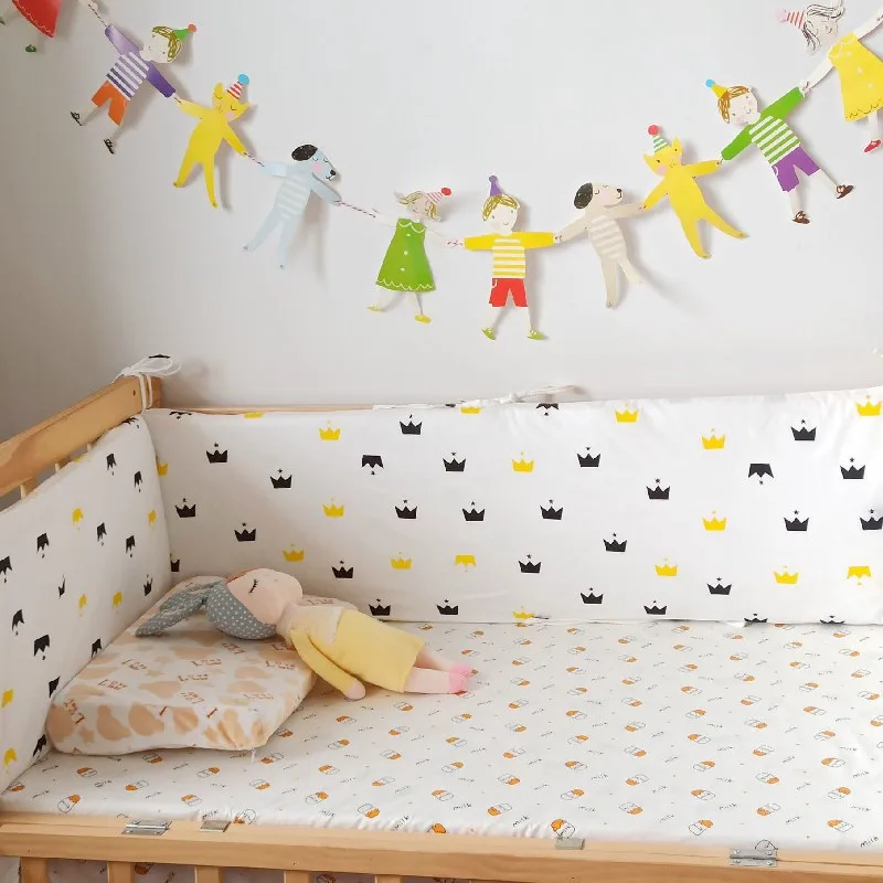 Four-season Universal Crib Bed Surround Cotton Breathable Baby Bed Bumper Removable Washable Cartoon Style One-piece Bed Bumper
Four-season Universal Crib Bed Surround Cotton Breathable Baby Bed Bumper Removable Washable Cartoon Style One-piece Bed Bumper