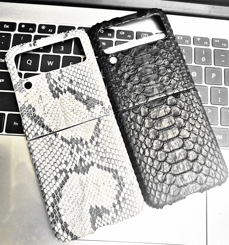2in1 Genuine Python Leather Phone Case For Samsung Galaxy Z Flip 4 3 Flip3 Fold 3 2 Real Snakeskin Shockproof Armor Back Cover
2in1 Genuine Python Leather Phone Case For Samsung Galaxy Z Flip 4 3 Flip3 Fold 3 2 Real Snakeskin Shockproof Armor Back Cover