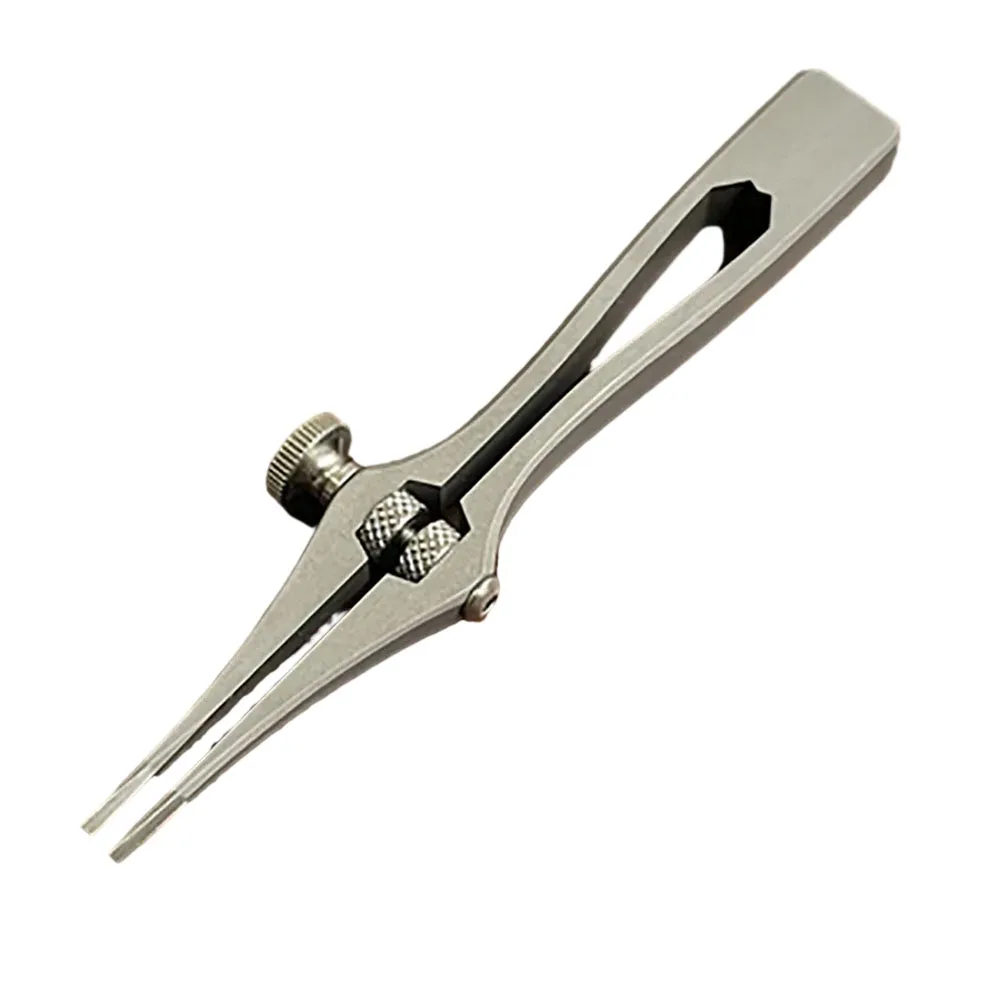 DIY Enthusiast Leather Punch Tool Leather Chisel Adjustable Spacing Easy To Handle Precise Hole Punching Sliver Color
DIY Enthusiast Leather Punch Tool Leather Chisel Adjustable Spacing Easy To Handle Precise Hole Punching Sliver Color