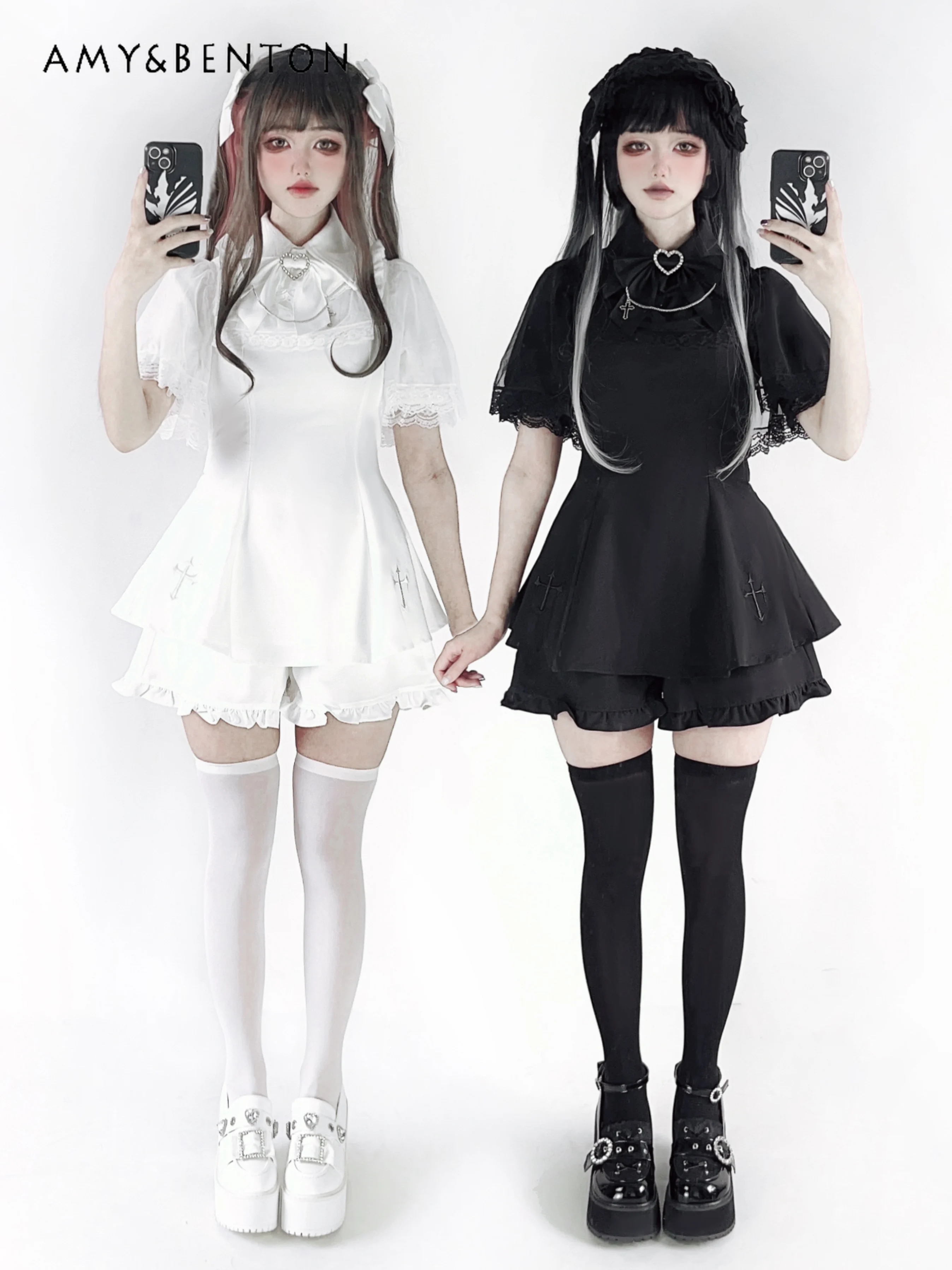 Комплект одежды с вышивкой и коротким рукавом, из двух предметов
Комплект одежды с вышивкой и коротким рукавом, из двух предметов