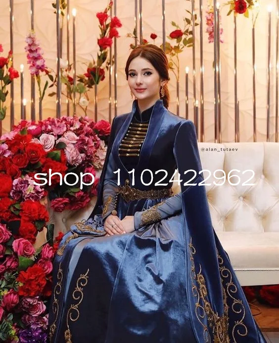 Navy Blue Caucasian Caftan Evening Formal Dresses Long Sleeve Cape Embroidery Crystal Kaftan Dubai Prom Dress vestidos de novia
Navy Blue Caucasian Caftan Evening Formal Dresses Long Sleeve Cape Embroidery Crystal Kaftan Dubai Prom Dress vestidos de novia