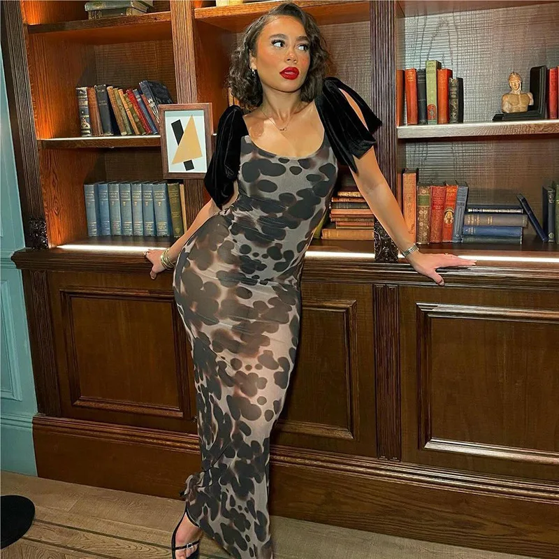 Wind2024Early Spring Series New Women's Hot Sexy Slim Personality Spot Print Suspender DressCok 
Wind2024Early Spring Series New Women's Hot Sexy Slim Personality Spot Print Suspender DressCok